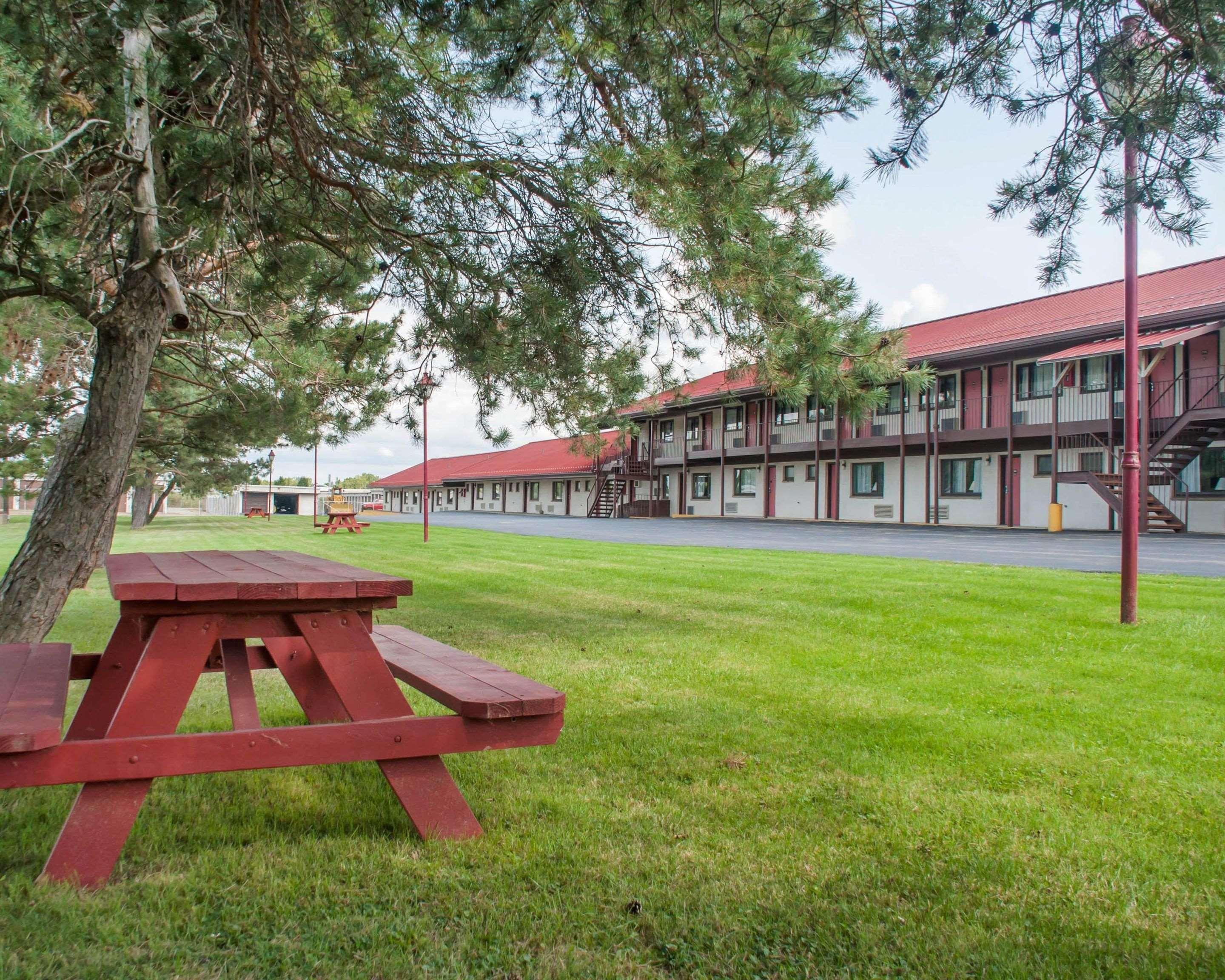 Econo Lodge Buffalo South Blasdell Εξωτερικό φωτογραφία