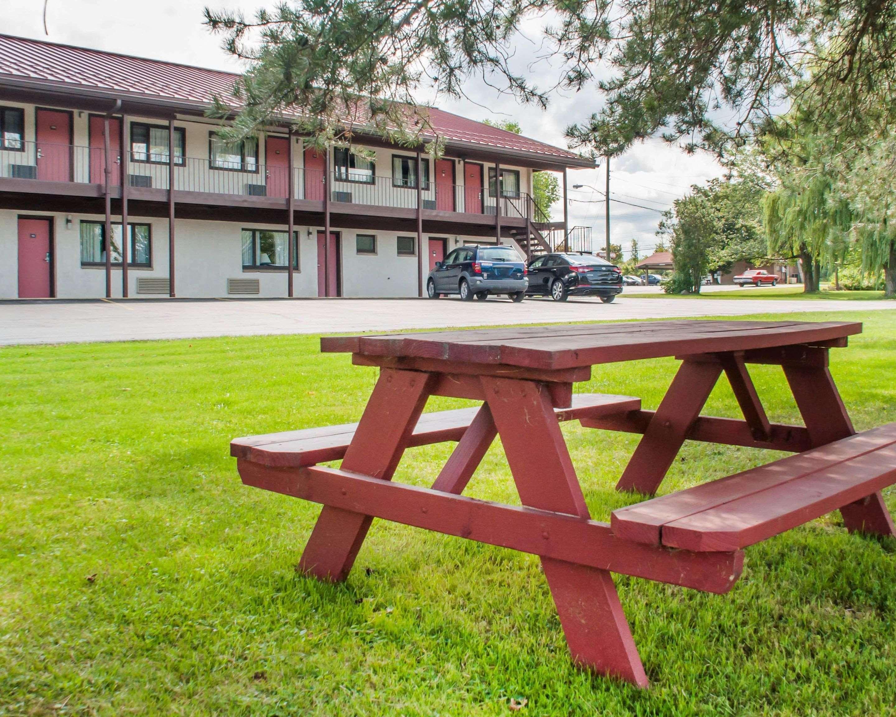 Econo Lodge Buffalo South Blasdell Εξωτερικό φωτογραφία