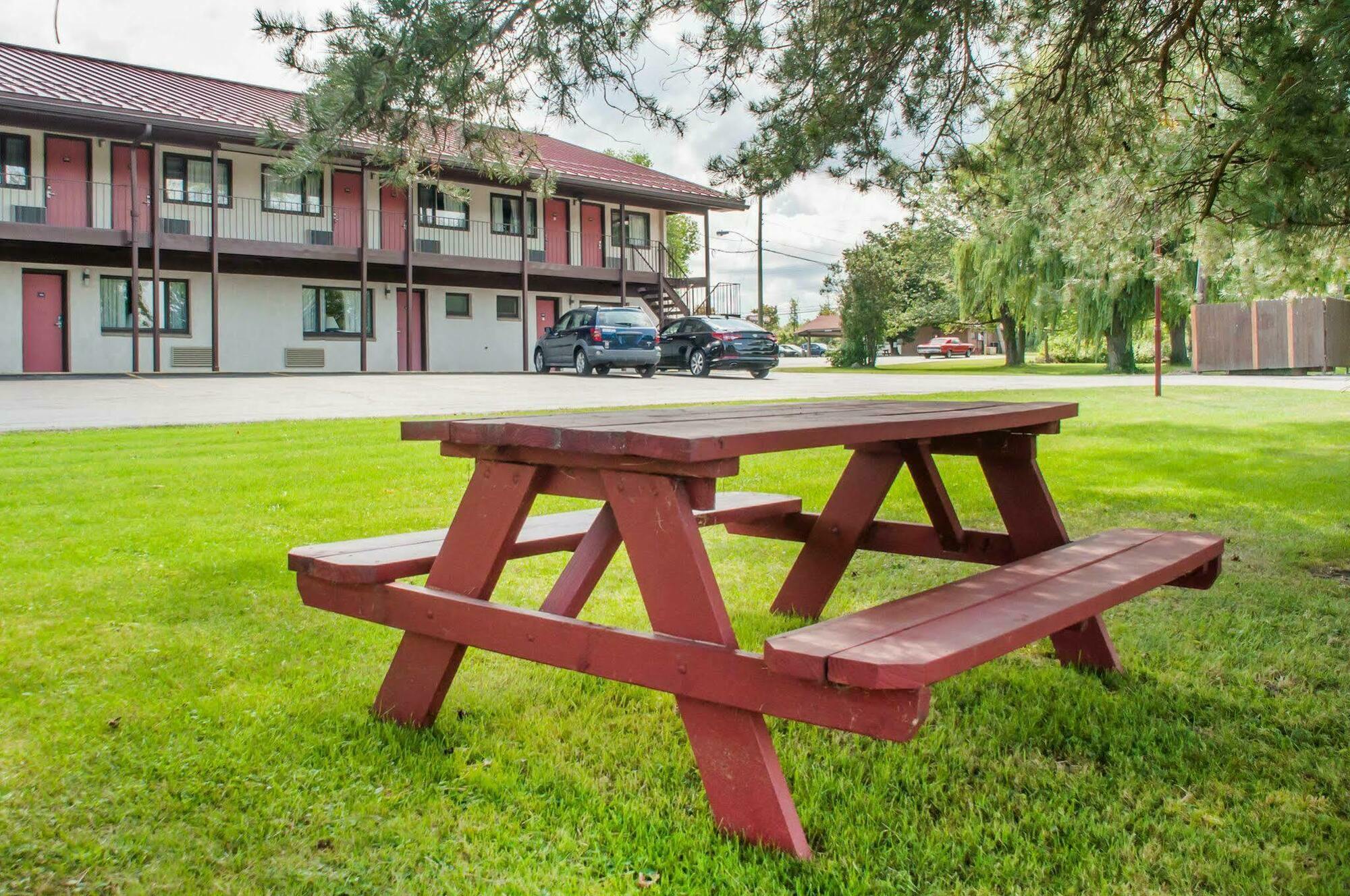 Econo Lodge Buffalo South Blasdell Εξωτερικό φωτογραφία
